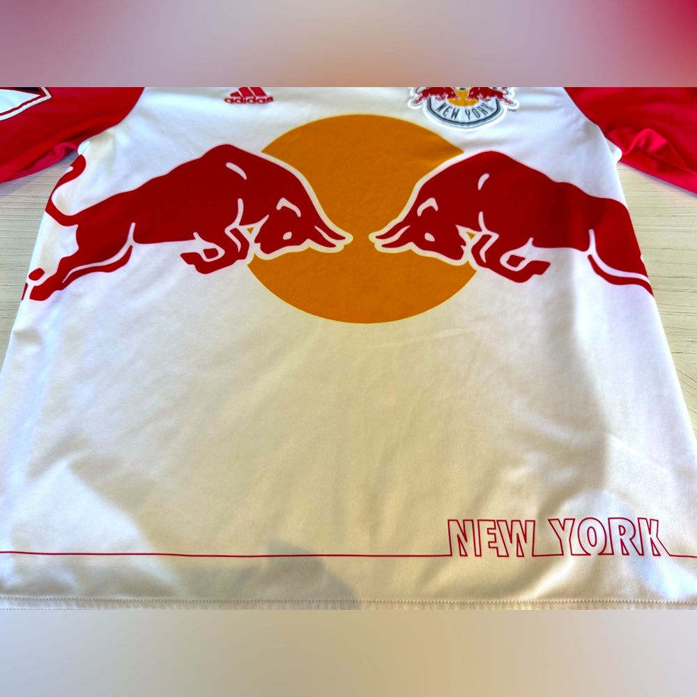Adidas New York Red Bulls 2016-17 Primary Replica Soccer Jersey -Youth Large - Picture 10 of 15